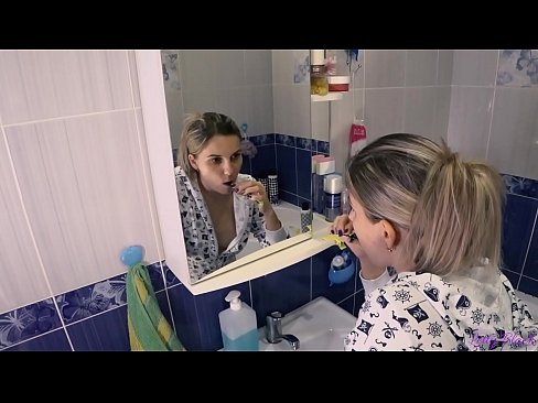 ❤️ פריצה עם צעירים בפיג'מה מסתיימים אוראלי בהצטיינות בתחת - לי שחור ️ פורנו יפה בפורנו iw.myteporn.ru ❌️